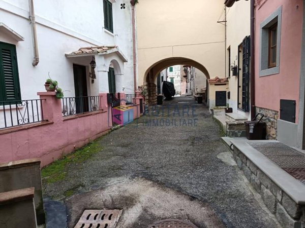 casa indipendente in vendita a Rosignano Marittimo in zona Gabbro