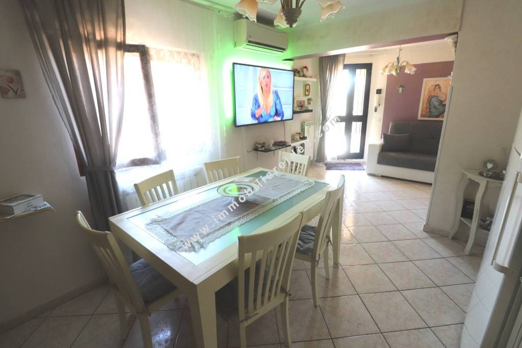 appartamento in vendita a Rosignano Marittimo in zona Rosignano Solvay