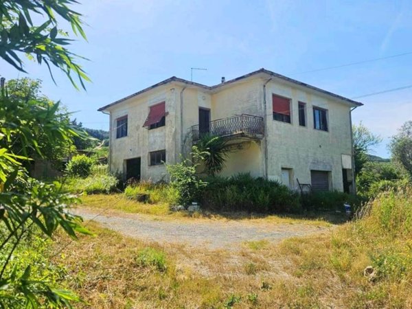 casa indipendente a Rosignano Marittimo in zona Castelnuovo della Misericordia