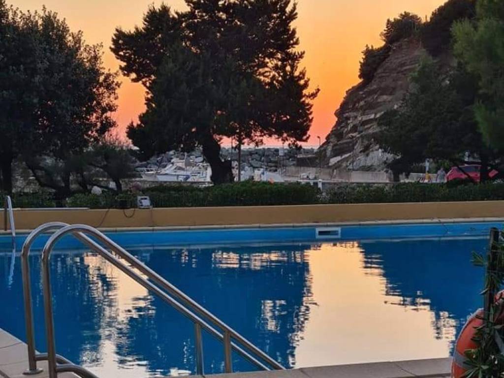 appartamento in vendita a Rosignano Marittimo in zona Castiglioncello