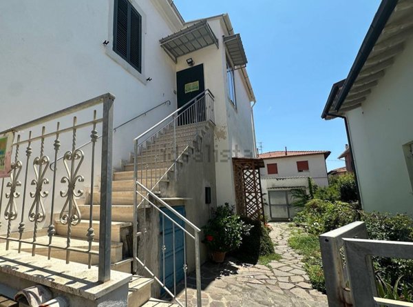appartamento in vendita a Rosignano Marittimo in zona Rosignano Solvay