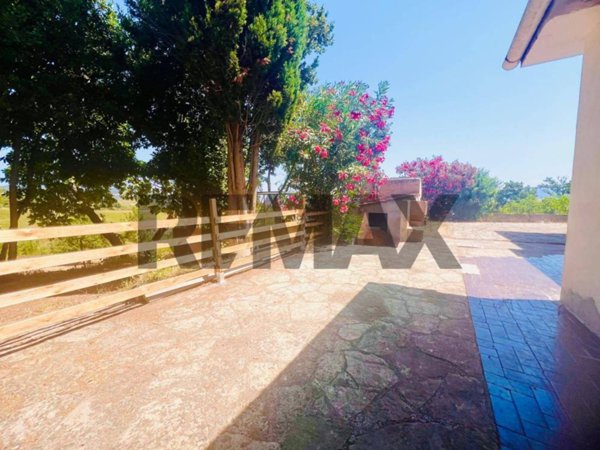 casa indipendente a Rosignano Marittimo in zona Castelnuovo della Misericordia
