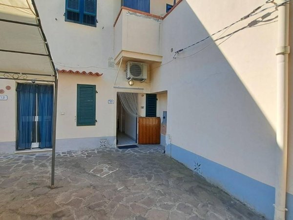 appartamento in vendita a Rosignano Marittimo in zona Rosignano Solvay