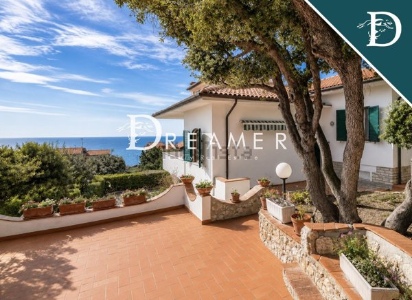 casa indipendente in vendita a Rosignano Marittimo in zona Castiglioncello