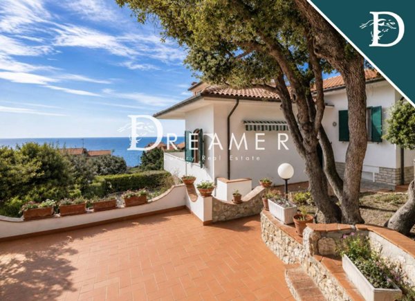 casa indipendente in vendita a Rosignano Marittimo in zona Castiglioncello