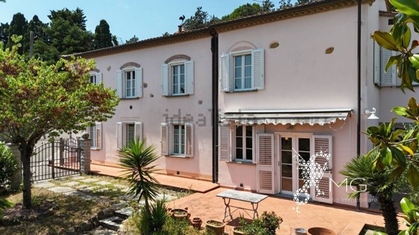 casa indipendente in vendita a Rosignano Marittimo in zona Gabbro