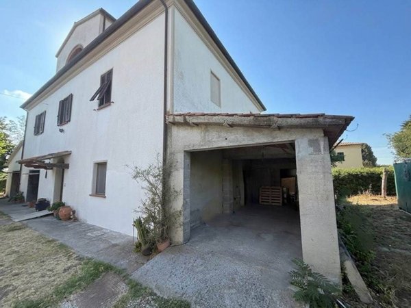casa indipendente in vendita a Rosignano Marittimo in zona Vada