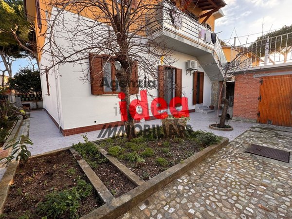 appartamento in vendita a Rosignano Marittimo in zona Rosignano Solvay