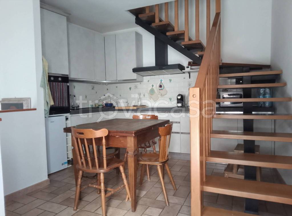casa indipendente in vendita a Rosignano Marittimo in zona Gabbro