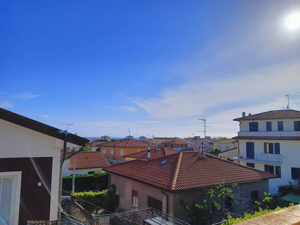 appartamento in vendita a Rosignano Marittimo in zona Rosignano Solvay