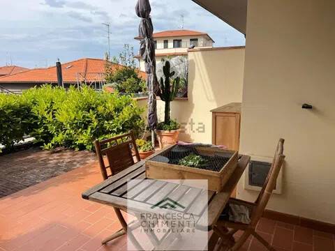 casa indipendente in vendita a Rosignano Marittimo in zona Rosignano Solvay