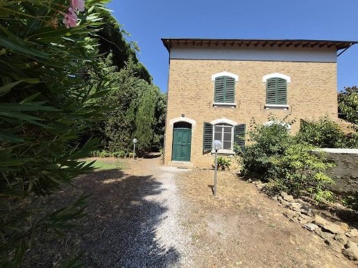 appartamento in vendita a Rosignano Marittimo in zona Rosignano Solvay