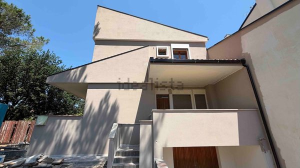 appartamento in vendita a Rosignano Marittimo in zona Castiglioncello