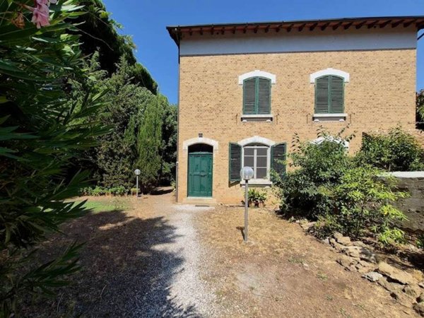 casa indipendente in vendita a Rosignano Marittimo in zona Rosignano Solvay