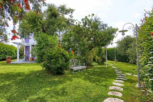 casa indipendente in vendita a Rosignano Marittimo in zona Vada
