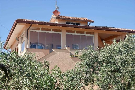 casa indipendente in vendita a Rosignano Marittimo
