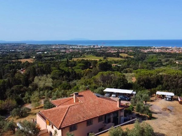 casa indipendente in vendita a Rosignano Marittimo