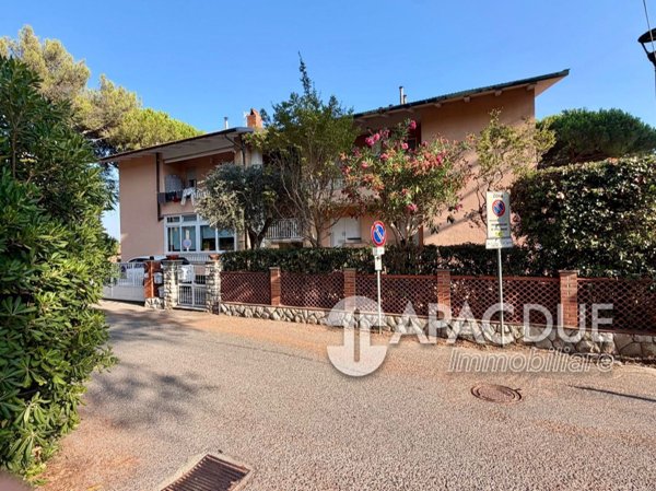 appartamento in vendita a Rosignano Marittimo in zona Castiglioncello