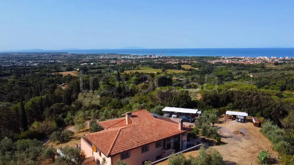 casa indipendente in vendita a Rosignano Marittimo