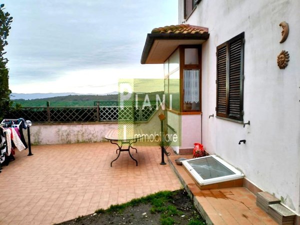 casa indipendente in vendita a Rosignano Marittimo in zona Nibbiaia
