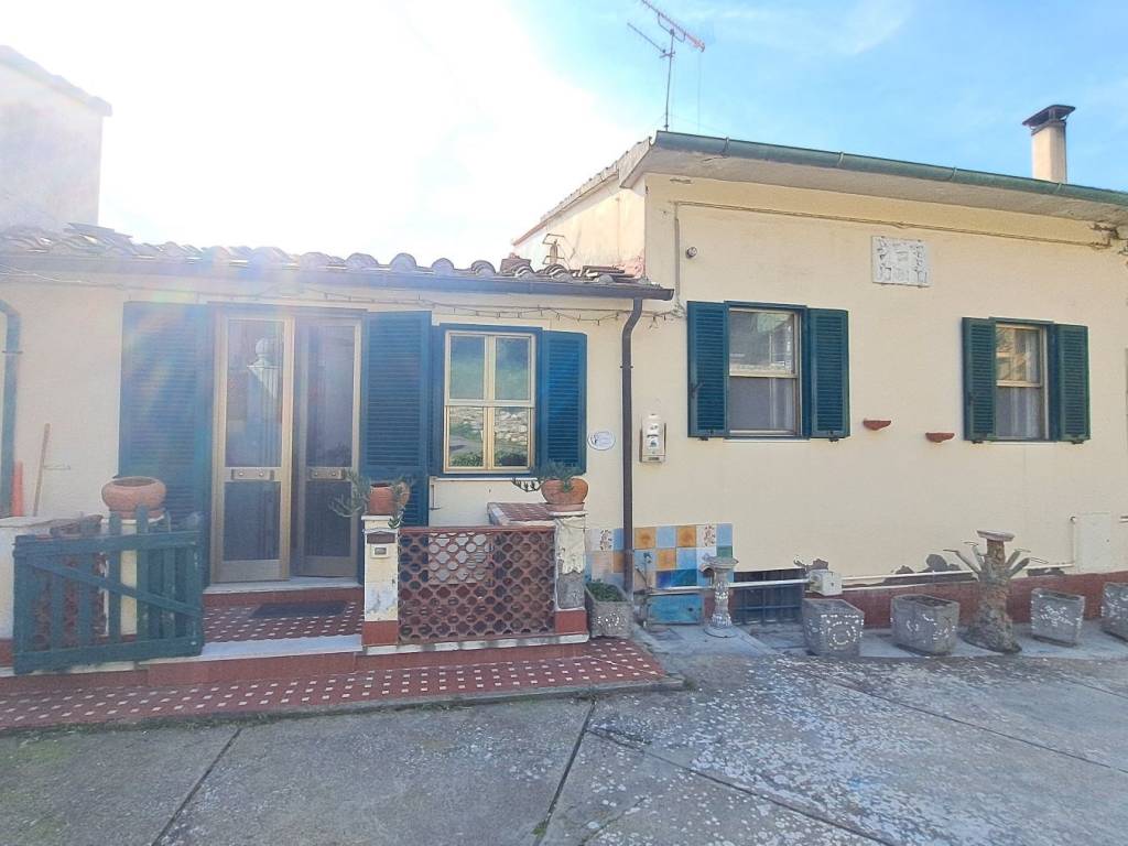 appartamento in vendita a Rosignano Marittimo
