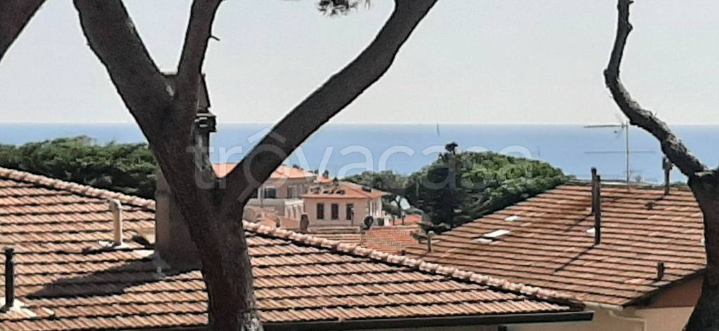 appartamento in vendita a Rosignano Marittimo in zona Castiglioncello