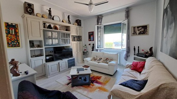 appartamento in vendita a Rosignano Marittimo in zona Rosignano Solvay