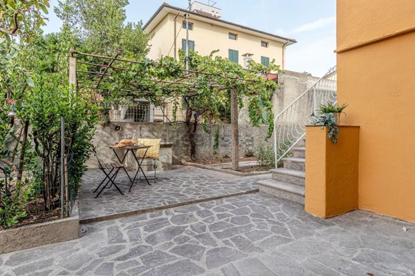 appartamento in vendita a Rosignano Marittimo in zona Rosignano Solvay