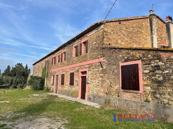 casa indipendente a Rosignano Marittimo in zona Castelnuovo della Misericordia