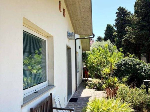 casa indipendente in vendita a Rosignano Marittimo in zona Gabbro
