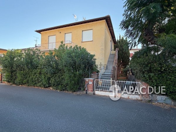appartamento in vendita a Rosignano Marittimo in zona Castiglioncello