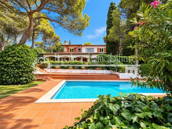 casa indipendente in vendita a Rosignano Marittimo in zona Castiglioncello