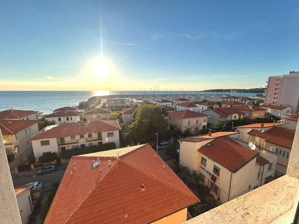 appartamento in vendita a Rosignano Marittimo in zona Rosignano Solvay