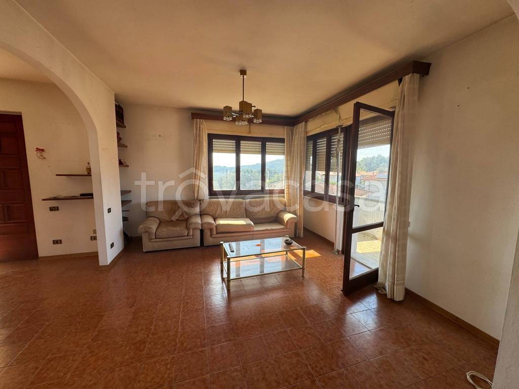 appartamento in vendita a Rosignano Marittimo in zona Nibbiaia