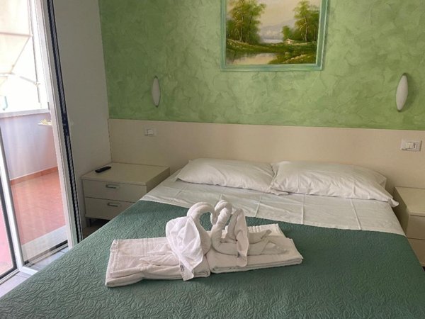 negozio in vendita a San Vincenzo