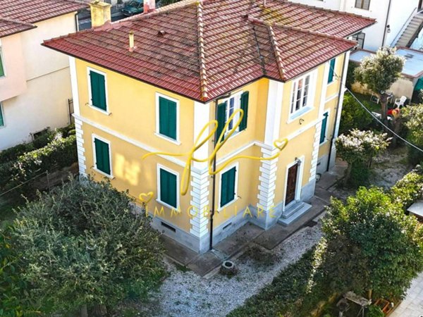 casa indipendente in vendita a San Vincenzo