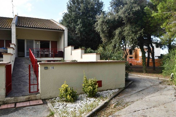 casa indipendente in vendita a San Vincenzo
