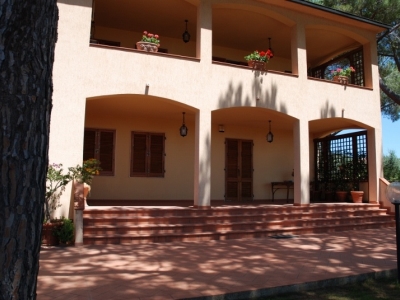 casa indipendente in vendita a San Vincenzo