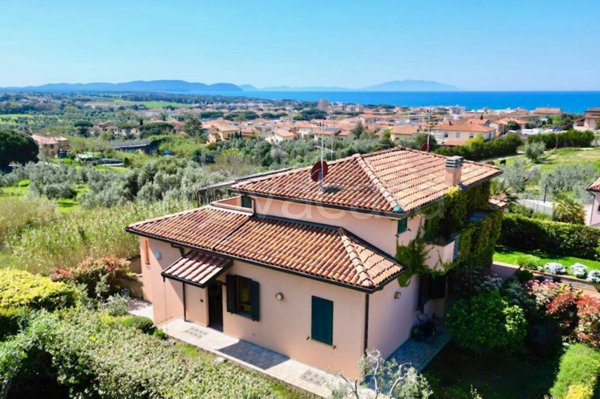casa indipendente in vendita a San Vincenzo