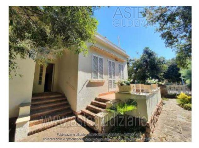 casa indipendente in vendita a San Vincenzo