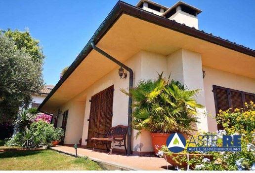 casa indipendente in vendita a San Vincenzo