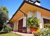 casa indipendente in vendita a San Vincenzo