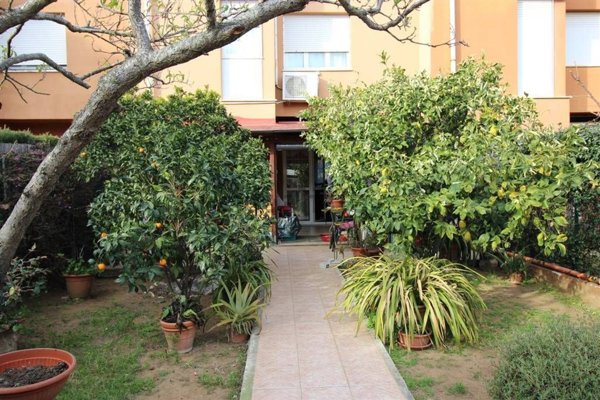 casa indipendente in vendita a San Vincenzo