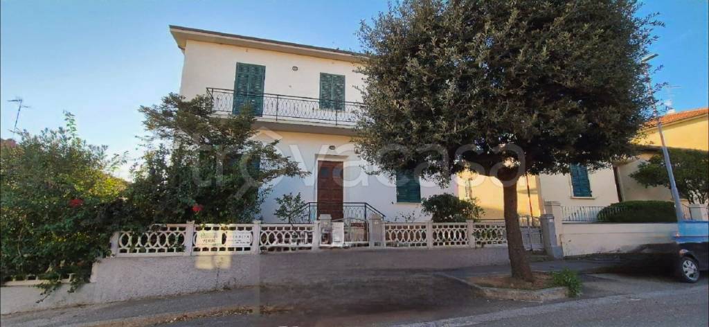 casa indipendente in vendita a San Vincenzo