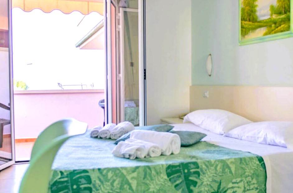 negozio in vendita a San Vincenzo