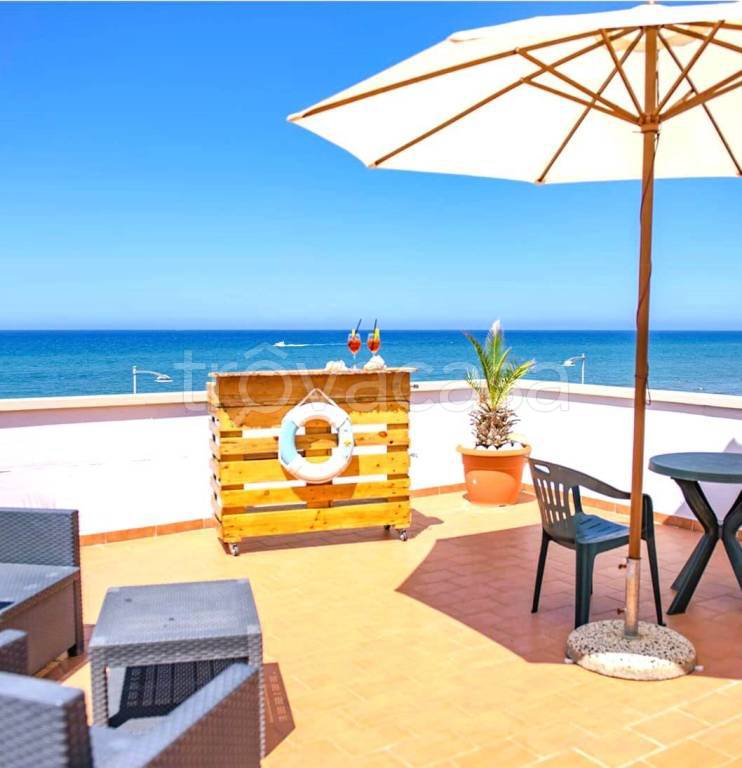 negozio in vendita a San Vincenzo