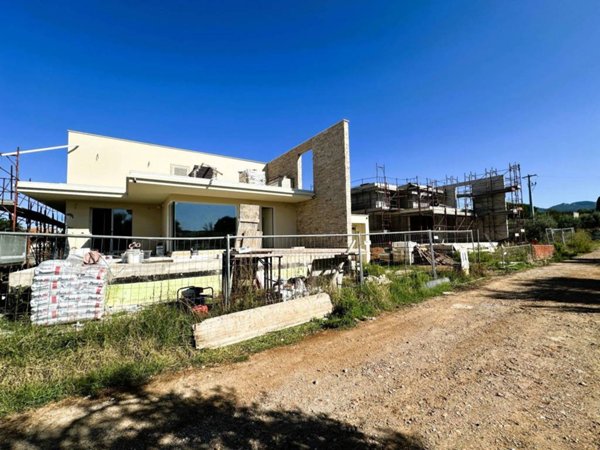 casa indipendente in vendita a San Vincenzo