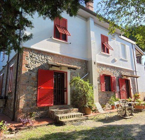 casa indipendente in vendita a San Vincenzo