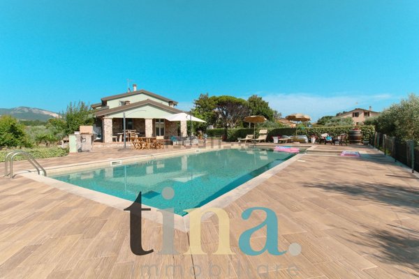 casa indipendente in vendita a San Vincenzo