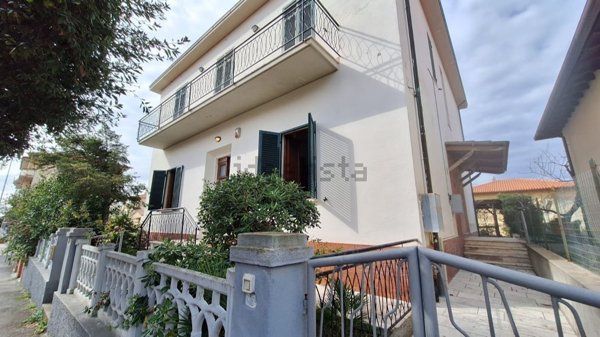 casa indipendente in vendita a San Vincenzo